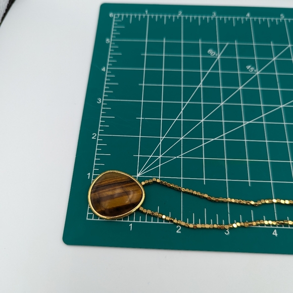 Vintage Monet Gold Tone Beaded Necklace with Tiger's Eye Gold Tone Pendant - Picture 9 of 9